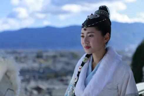 阿勒邱，那个介乎与人与神之间的女人