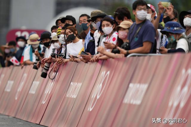 睡觉也能夺冠?“睡美人”玛胡奇克一睡成名,网友评论区两边倒