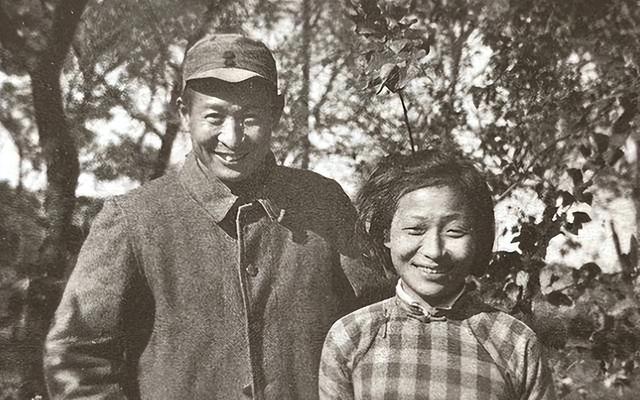 军委副主席赶往江苏给钟期光扫墓，皱眉批评：你们工作只看职务？