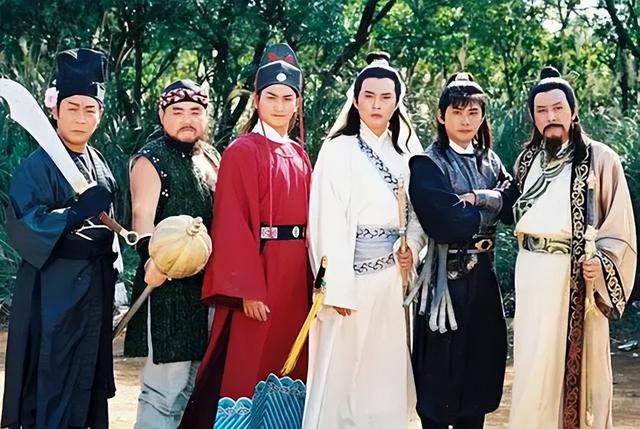 93版《包青天》：金超群出演的包拯不比周杰差，何家劲是白月光