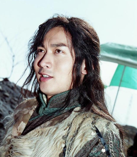 长大后才懂,胡斐不喜欢程灵素的原因,她缺失女子最重要的东西