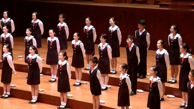 「感恩节特辑」一首《感恩的心》，献给一路上陪伴我们的朋友们