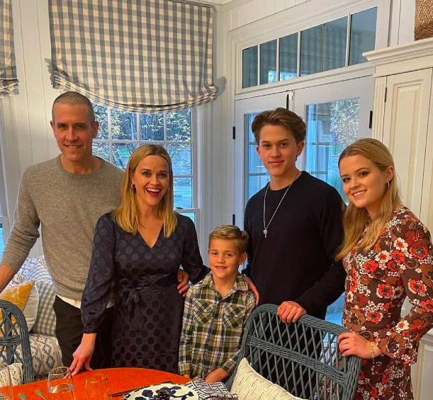 双料影后太会搞钱被前夫嫌弃？如今44岁成亿万富婆，事业家庭两开花