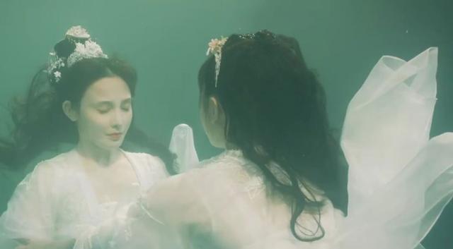 春闺梦里人:宁钰轩季曼成亲,季曼另一种身世曝光,二人反目成仇