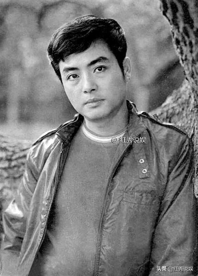 老照片:上影厂33位老演员 出生于50年代 其中8位美女走出3位影后