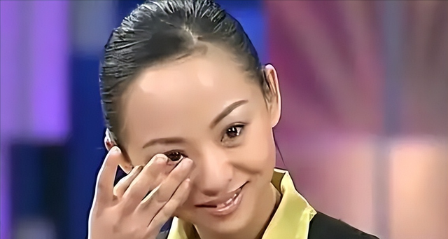 “消失”已久的邰丽华，在结婚生子后，已经走上了另外一条大道