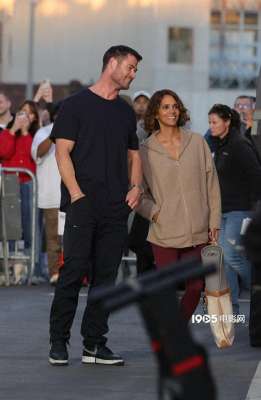 绿巨人电影(电影《犯罪101》曝路透 锤哥、绿巨人、猫女齐聚)