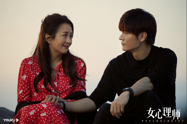 演员杨童舒：34岁意外怀孕，嫁圈外老公生一子，生活平凡却很幸福