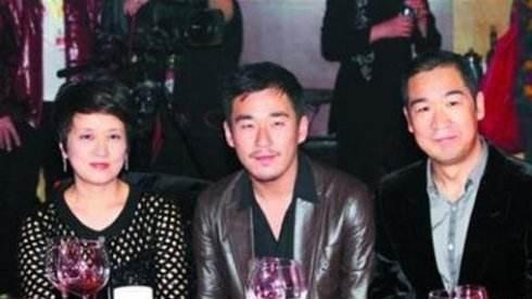 为了邓婕,张国立“抛弃”的前妻罗秀春,如今过得怎么样了?