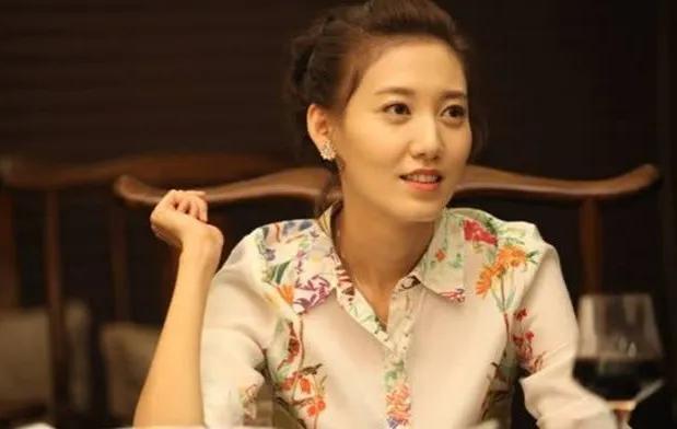 中年翻红！高露的“清醒”，打脸了多少为了上位不顾一切的女明星