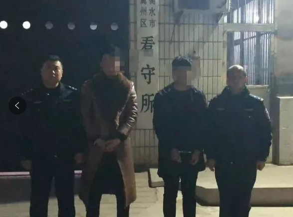 建“萝莉吧论坛”传播淫秽视频半年获利90万被捕