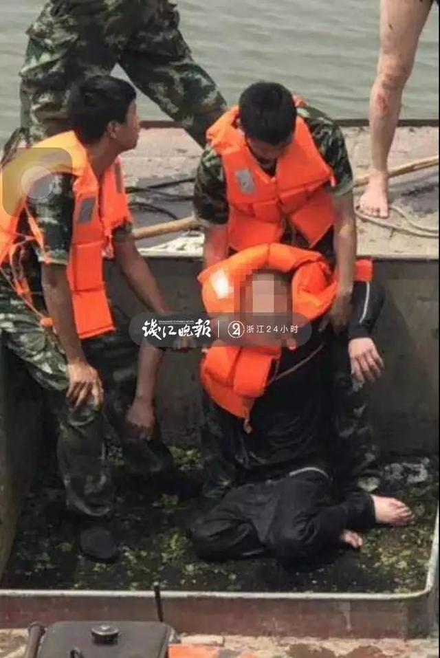 这张“不雅照”，走红了