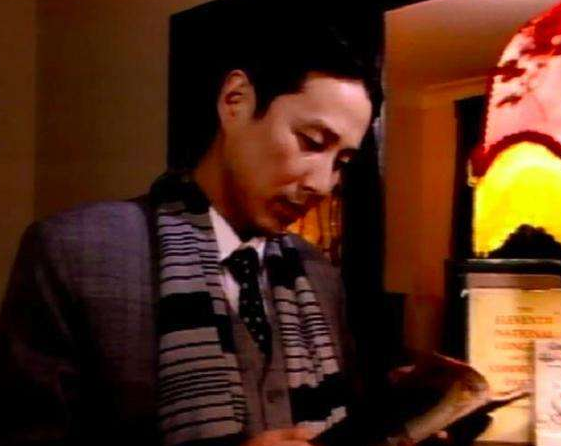 《围城》：年少不懂钱钟书，人到中年才发现，原来自己就是方鸿渐