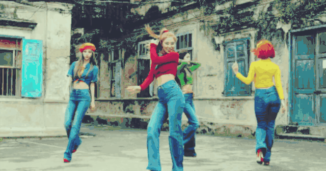 喇叭裤“一键拉腿”功能正式开启