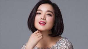 歌手白雪(歌手白雪：38岁离婚，独自养子，却在44岁嫁下8岁的老公)