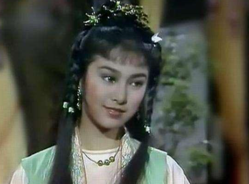 65岁米雪近照曝光,手臂骨感瘦到吓人,男友患癌去世后至今未嫁