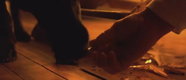 《沉默的羔羊2》汉尼拔系列——可怕食人魔为爱复出单手开脑壳