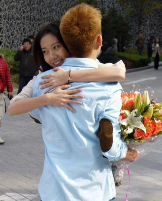 中年翻红！高露的“清醒”，打脸了多少为了上位不顾一切的女明星