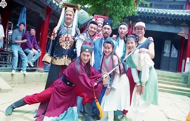 93版《包青天》：金超群出演的包拯不比周杰差，何家劲是白月光