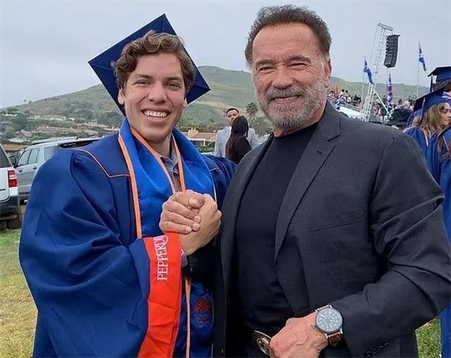 施瓦辛格回忆艳史：和女佣有染多年，还有一个私生子