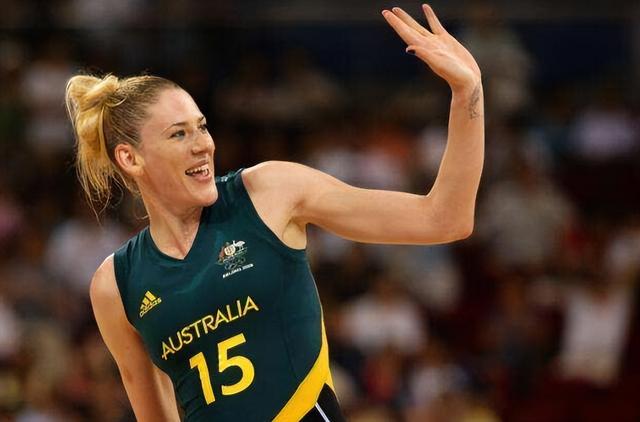 相比与劳伦，姚明选择叶莉才是明智的，但女儿的美国国籍惹争议