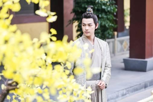 《将军请上榻》杀青 袁志颖古装扮相被赞高颜值