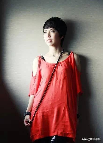 39岁许茹芸闪婚韩国男友，放下事业回归家庭，如今一家三口很幸福