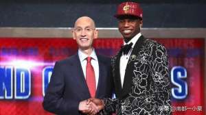 小粟(天赋满满的状元维金斯，身价差了巴特勒一大截，到底差在了哪里？)