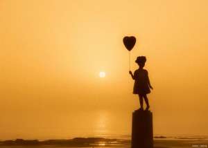 今生不再(过年的惆怅——也许我们不配拥有家的温暖)