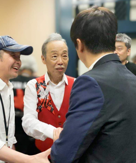 谷村新司：日本国宝级歌手，养活大半个娱乐圈，曾经支援中国