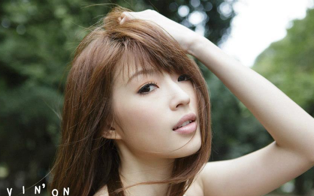 连诗雅从清纯小女人到喜爱夜蒲的女人，到底经历了什么？