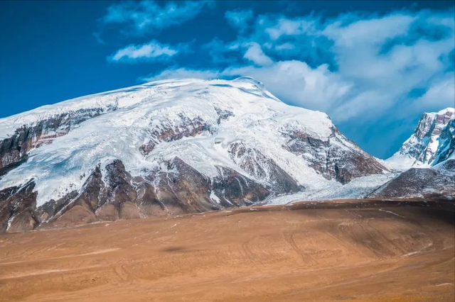 气温骤降7度，78人因强寒流猝死，反常！2025年热、旱、涝或更多