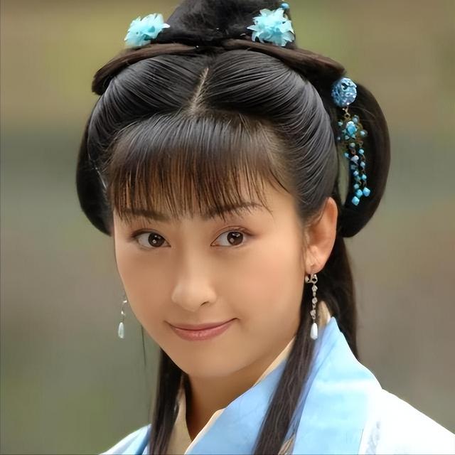 雅琦：11岁出道，与张铁林同居被甩，嫁大23岁老公被宠成公主