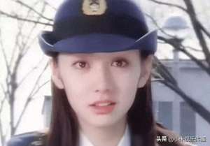 铁甲小宝女警(《铁甲小宝》善良的女警花，43岁依旧甜到发腻，妥妥的初恋感)