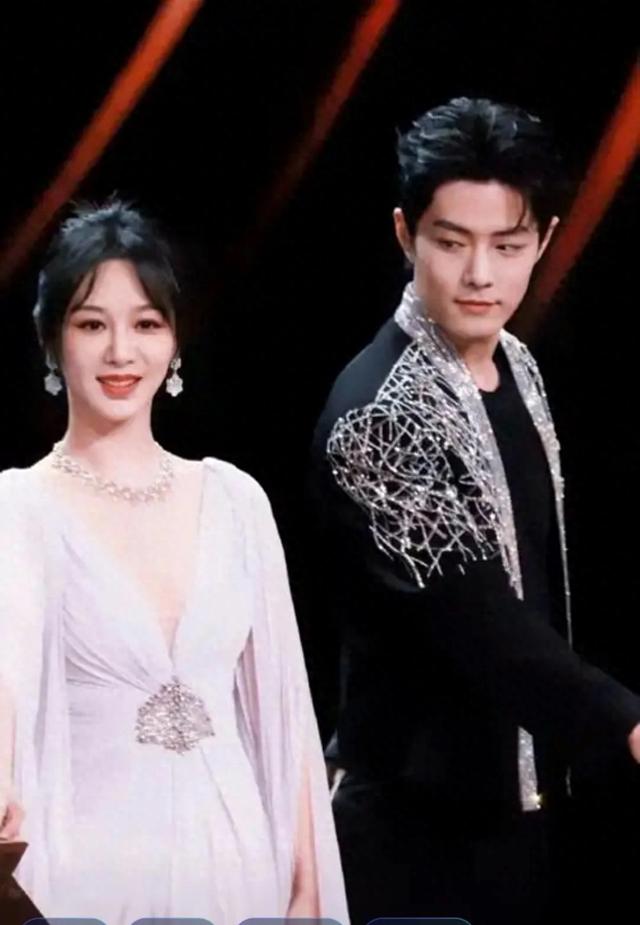 肖战为何给杨紫介绍资源？娱乐圈真有情大揭秘