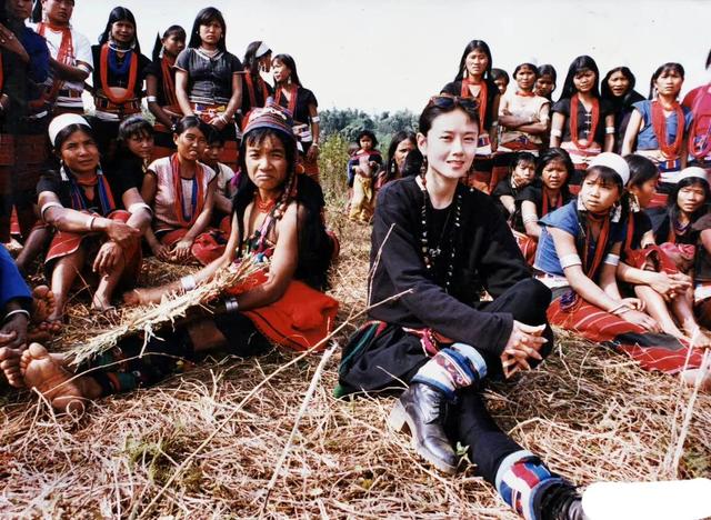 “人间异类”杨丽萍，她是仙子还是疯子？