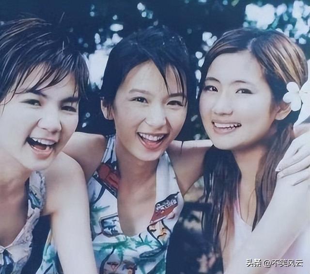 SHE日本旅游被偶遇，田馥甄肚子隆起似怀孕，任家萱发福更显年轻