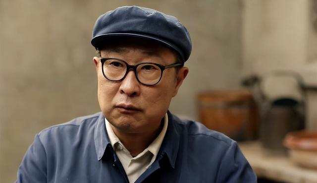 《六姊妹》原著解读：老汤总给何家使绊子，真是因为父辈的恩怨吗