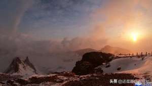 朝鲜白头山(朝鲜的白头山 也就是中国的长白山)