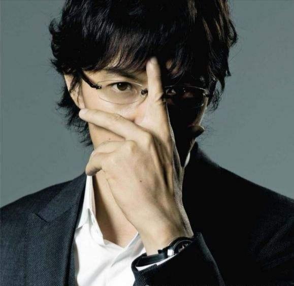 光帅有什么用，还得看智力：《神探伽利略》中的福山雅治告诉你