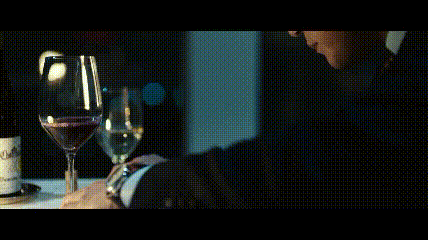 黑帮老大和弱鸡高中生互换灵魂，笑掉大牙！