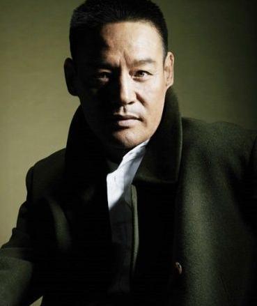 巍子：被人艺培养多年，解决户口还送北京一套房，可他却忘恩负义