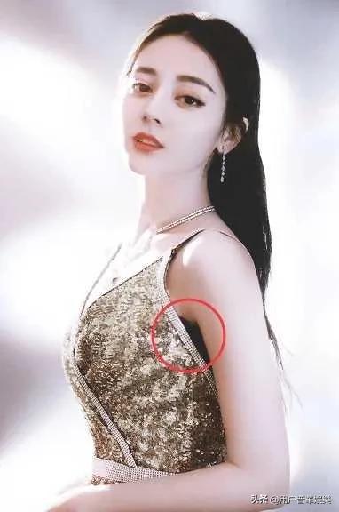 迪丽热巴内衣代言：颠覆传统，展现真我魅力的新篇章