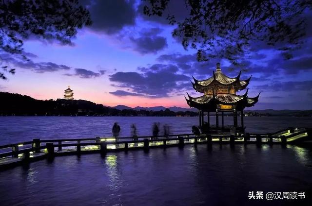 李白的2儿1女，混的怎么样？