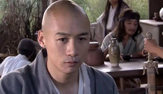 天龙后传:李清露改嫁后,虚竹带着慕容复老婆走了,娶了六个老婆