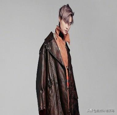 出道即巅峰的李宇春霸气外露，一句“信春哥，得永生”更火遍全国