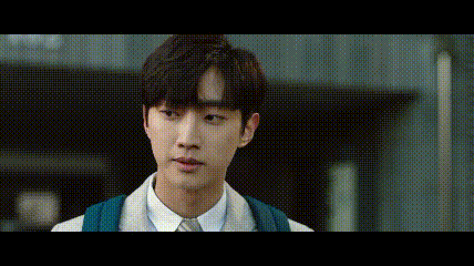 黑帮老大和弱鸡高中生互换灵魂，笑掉大牙！