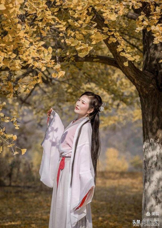 谁来对？上联：挚爱永恒情不老，海枯石烂心不变，永恒誓言传千古