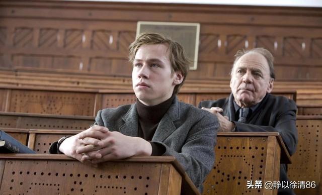 《生死朗读》，凯特十一年前奥斯卡的封后之作，非常出色的电影。