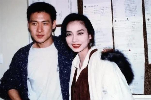 张学友化身拼命三郎，重新出发开百场演唱会，只妻子败光20亿？